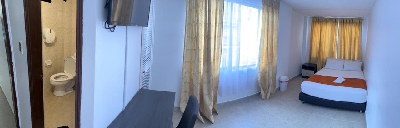 Hotel Embassy Star Bogotá Kültér fotó