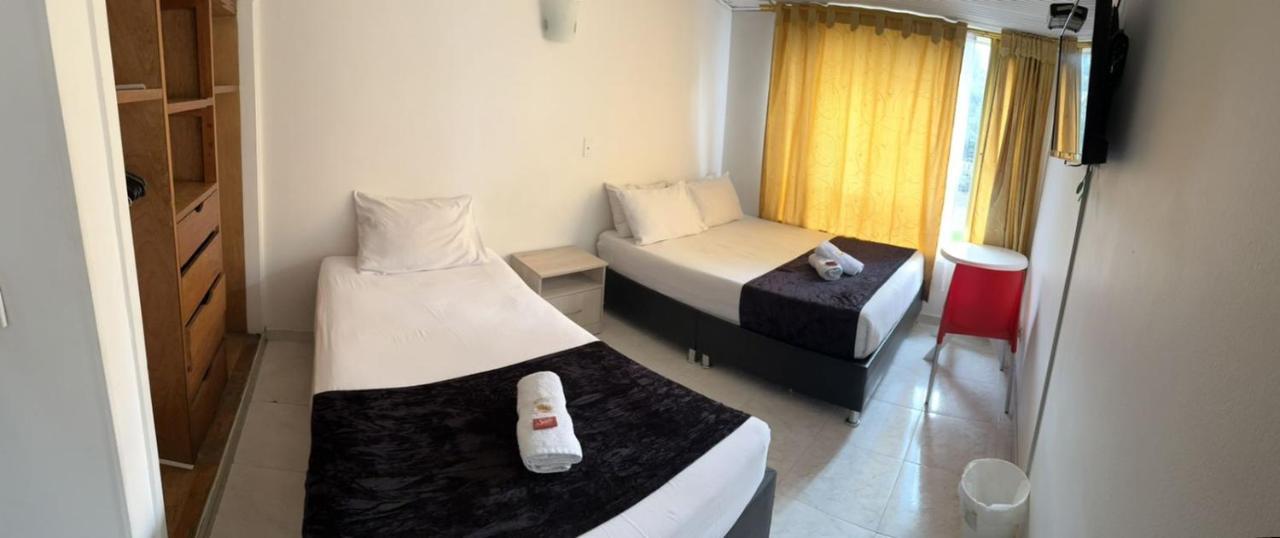Hotel Embassy Star Bogotá Kültér fotó